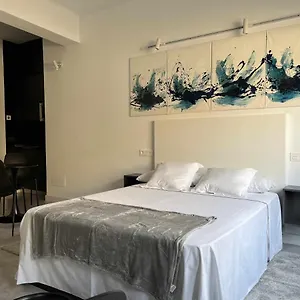 https://espeto-modern-y-luxury.hotelsinnerja.org