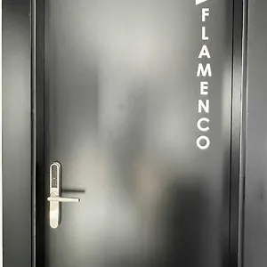 https://flamenco-modern-y-luxury.hotelsinnerja.org