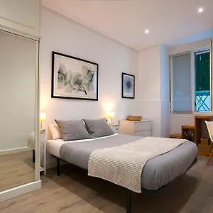https://donostia-a-pocos-pasos-de-la-playa-de-la-concha.sansebastianhotels.net